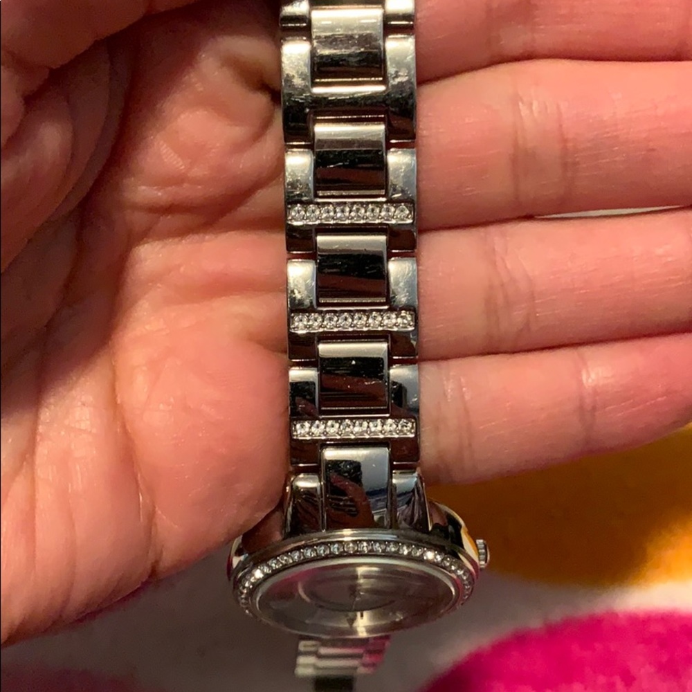 Watch - Picture 3 of 3